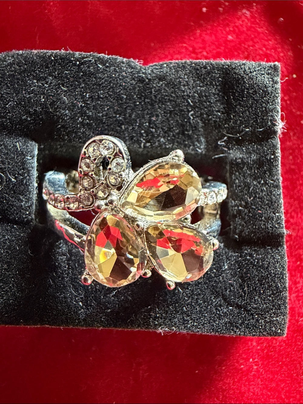 Silver Tone & Champagne Crystal Floral Stretch Cocktail Ring, (J0296)